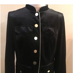 🖤WHO WHAT WEAR NWT Black Velvet Gold trim Military Style Jacket🧥🖤